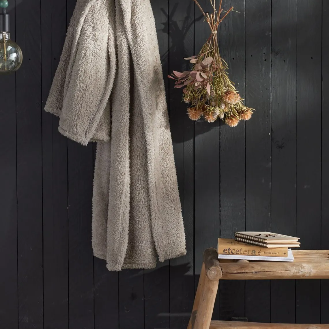 Today Plaid Teddy en Polyester 130 x 180 BIEN AU CHAUD Beige Clearance