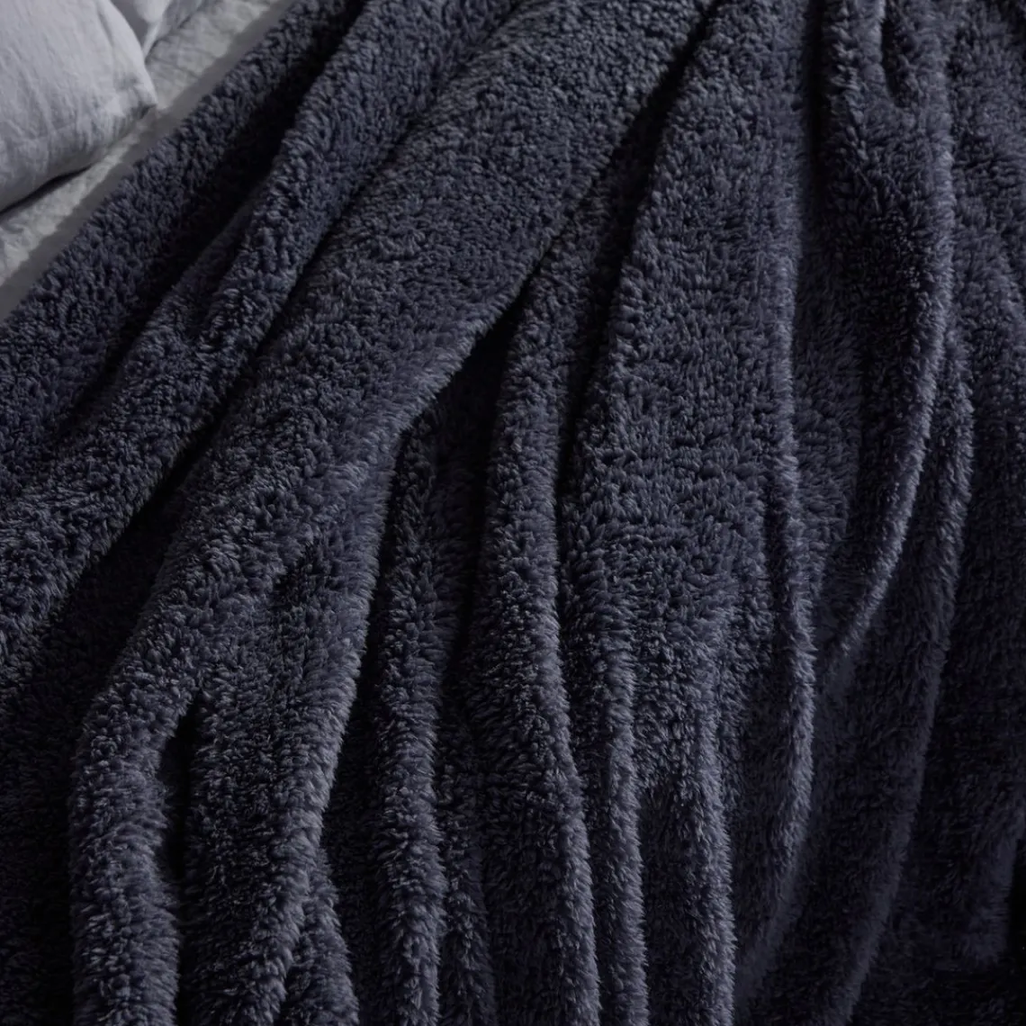 Today Plaid Teddy en Polyester 130 x 180 BIEN AU CHAUD Fusain Anthracite Online