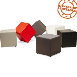ALTEREGO Pouf 'CUBE' de salon en matière synthétique blanche