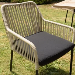 Macabane Salon de jardin 2 personnes Table ronde 70x70cm et 2 fauteuils beiges et noirs en cordage Best