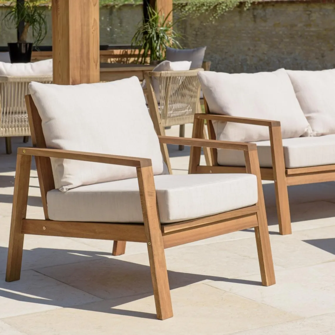 Macabane Salon de jardin 5 places BONIFACIO acacia huilé VICK Discount