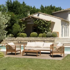 Macabane SALON DE JARDIN EN BOIS ACACIA 5 pers. - 1 Canapé 3 places, 2 fauteuils et 1 table basse rectangulaire 100 x 60 cm