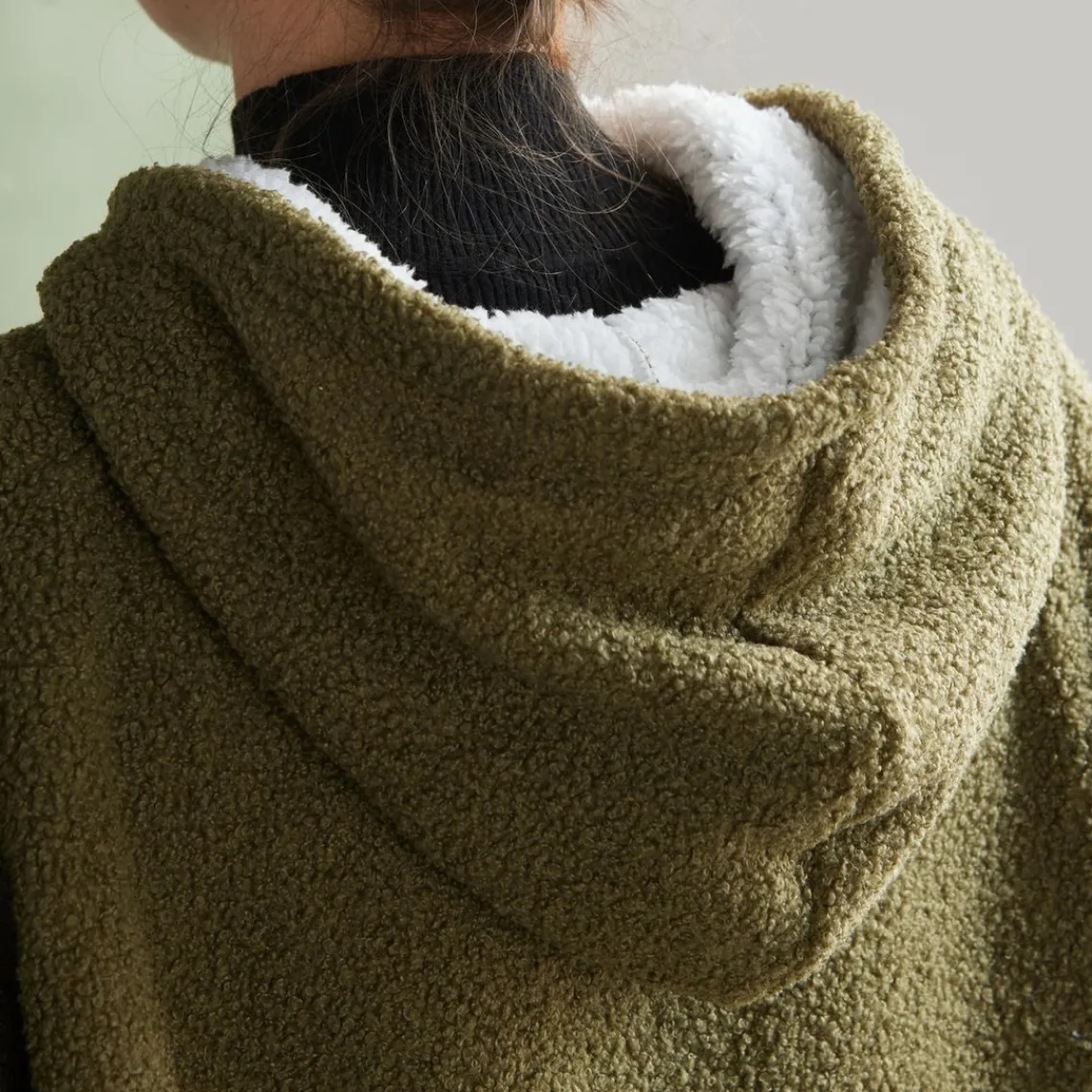 Today Sweat Plaid Bouclette CAPUCHE en Polyester 70 x 87 MATCHA Celadon Clearance