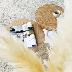 ALTEREGO Table basse design ronde 'DILA' en bois finition naturelle et métal blanc Sale