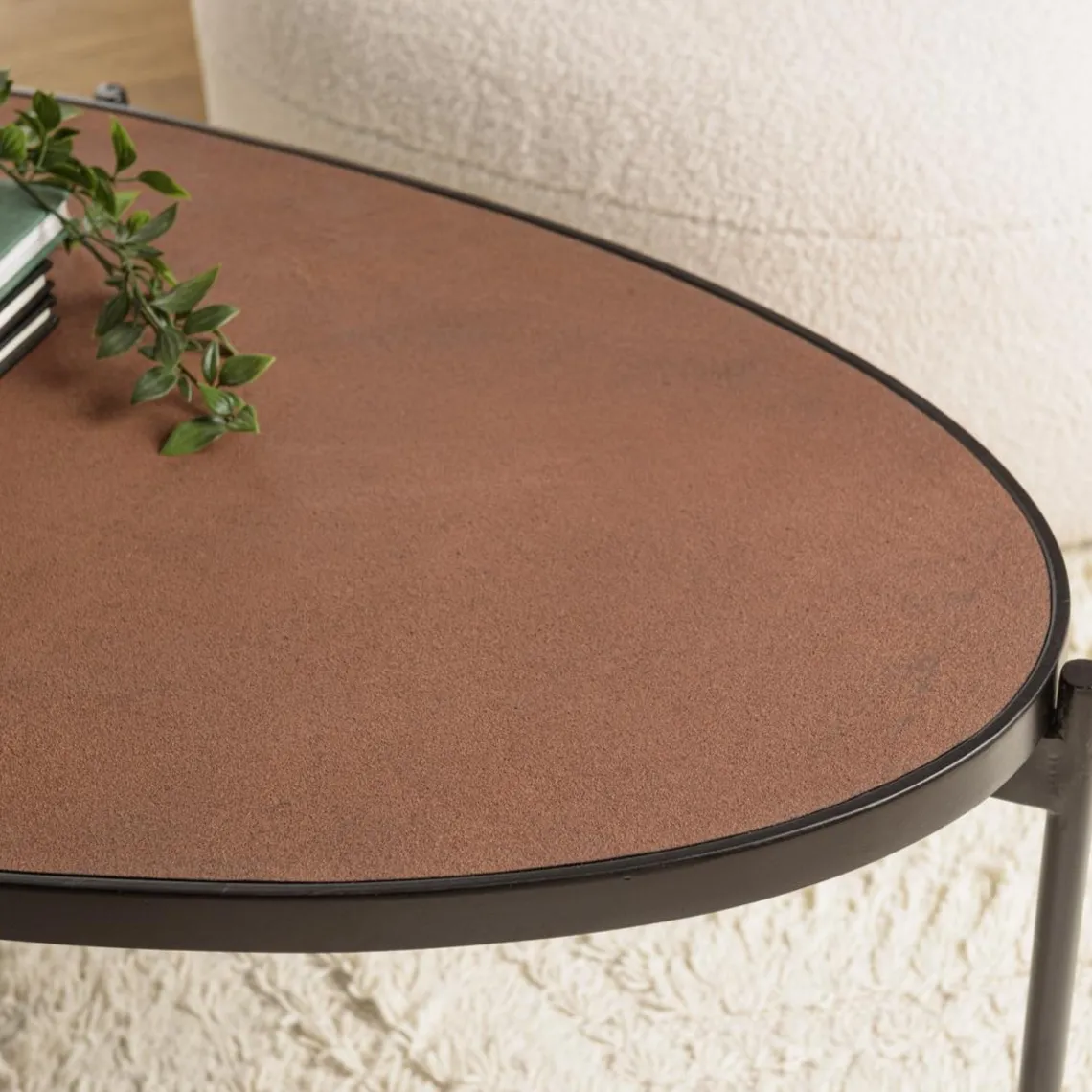 Macabane Table basse ovale couleur rouille effet pierre BASILE New