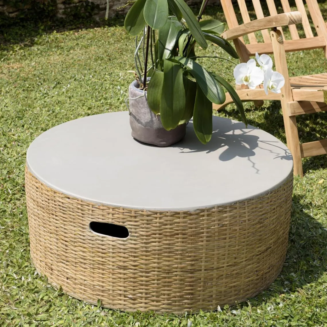 Macabane Table basse ronde plateau en béton socle en bambou naturel HECTOR Discount