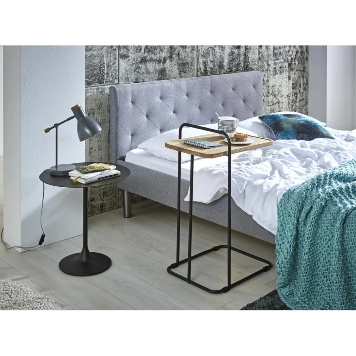 3S. x Home table d'appoint en structure en tube d'acier laqué noir, Hot