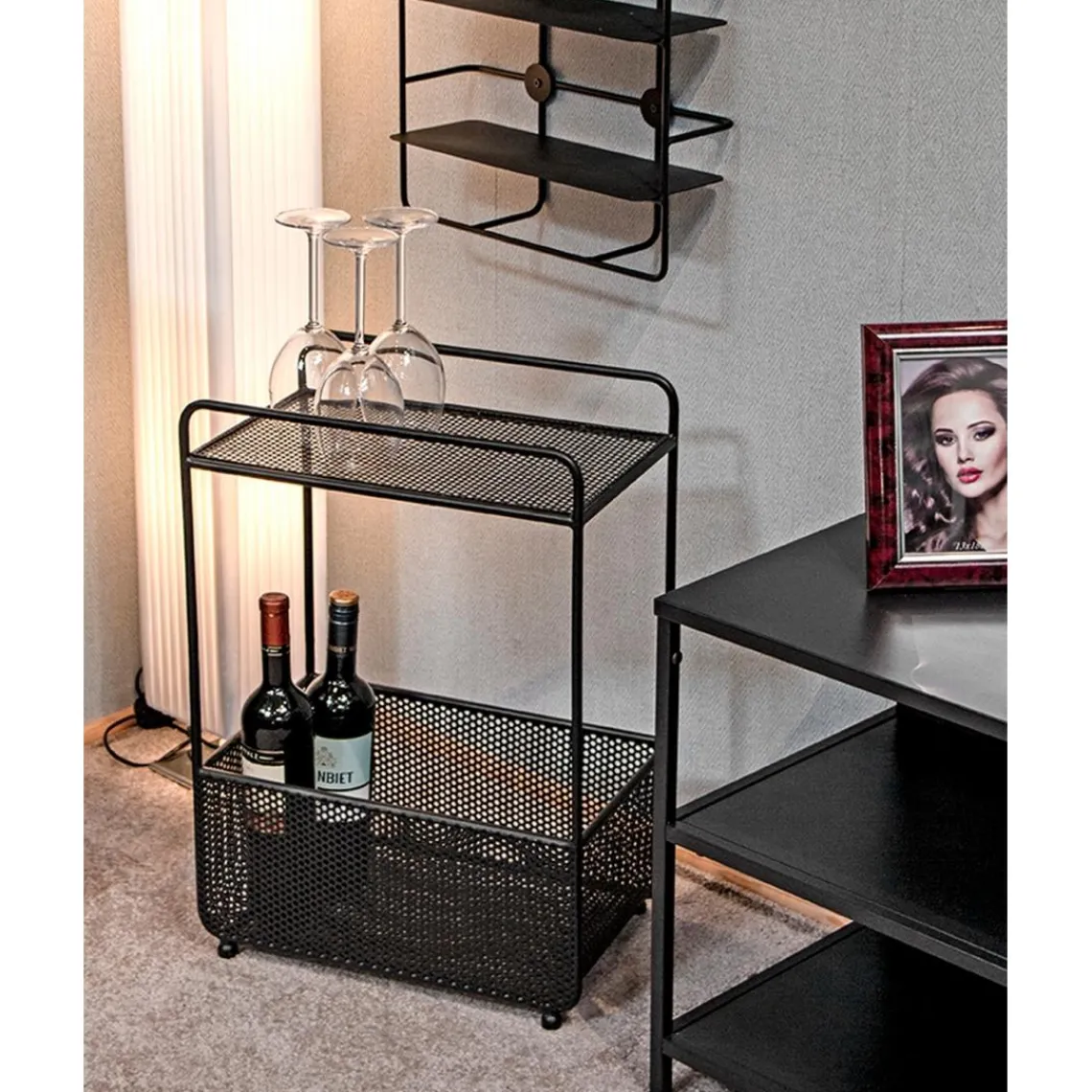 3S. x Home Table d'appoint métal noir porte journeaux integré Outlet