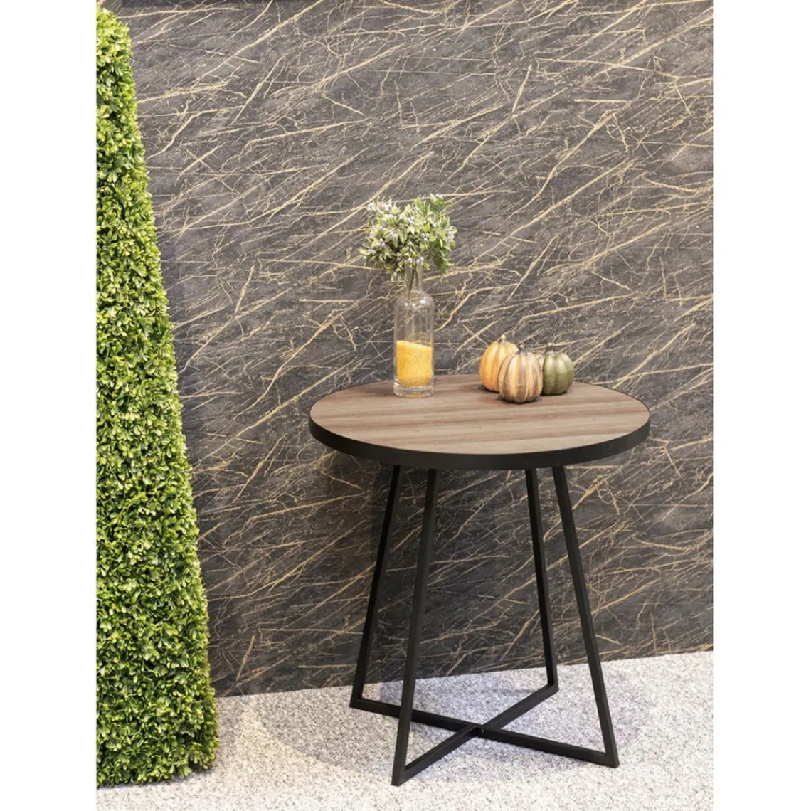 3S. x Home Table d'appoint noir en métal laqué Outlet