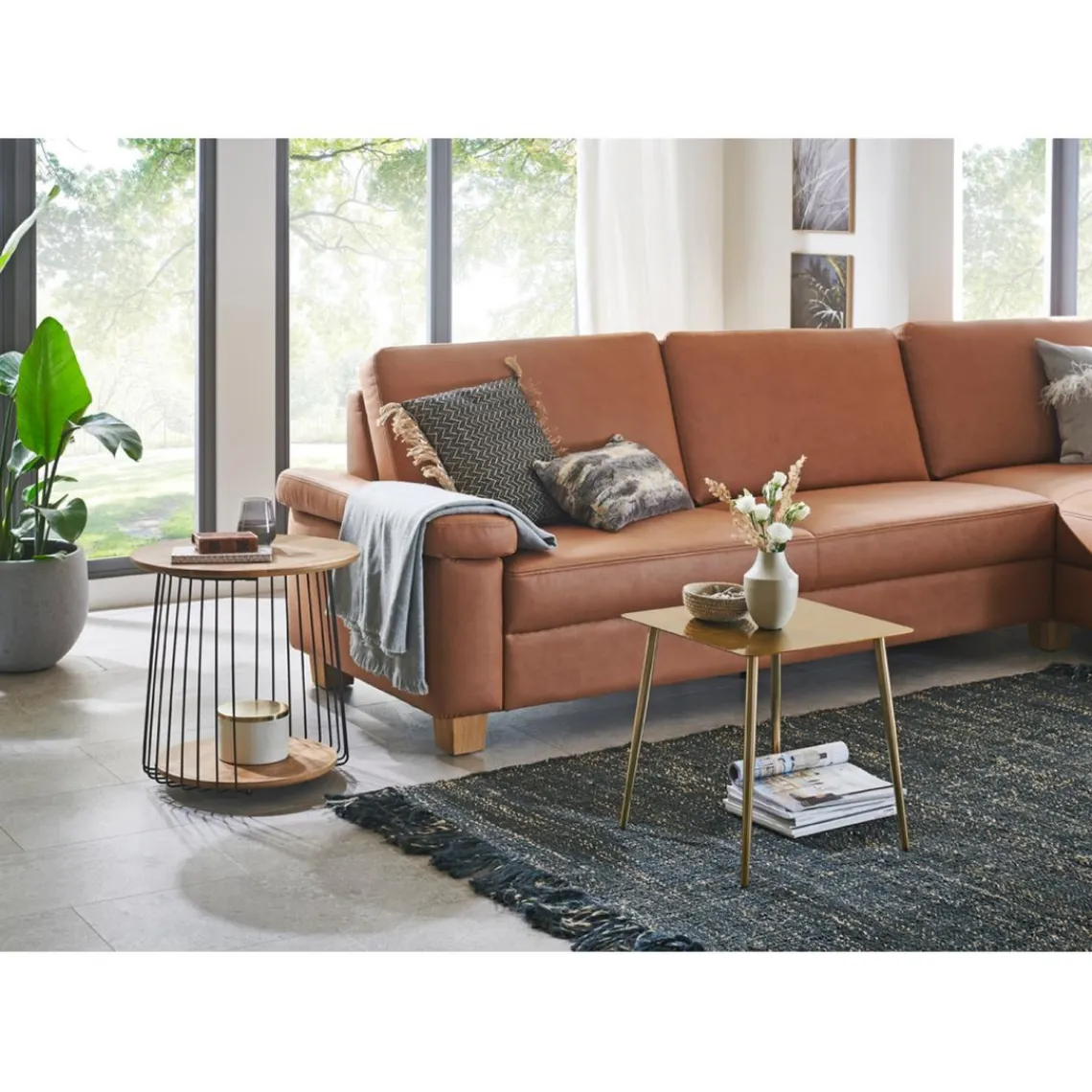 3S. x Home table d'appoint structure en tube d'acier laqué noir,