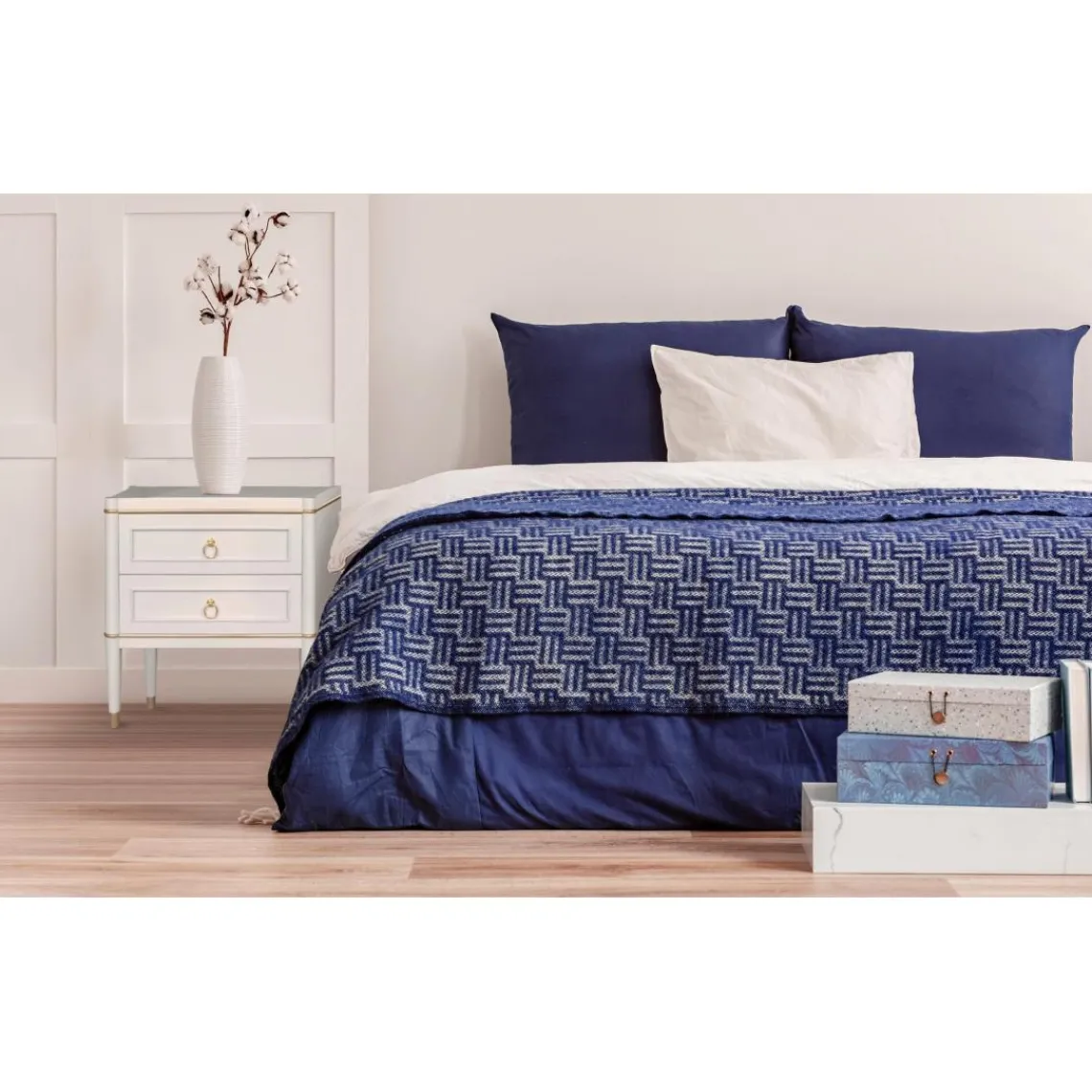 3S. x Home Table de chevet élégante 2 tiroirs Optimus Beige clair et Or Clearance