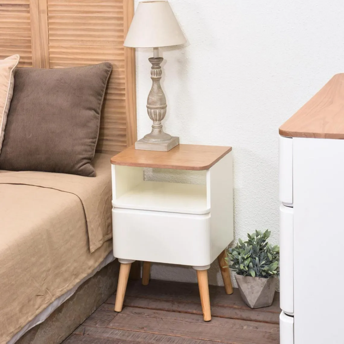 3S. x Home Table de Chevet Scandinave Bois Blanc ACHUMAWI Online