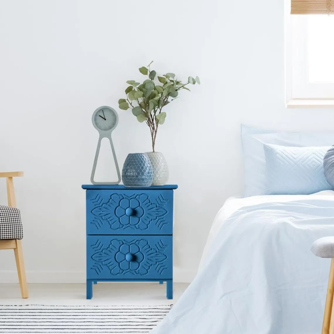 3S. x Home Table de chevet sculptée style marocain Chevignon Bois Bleu New