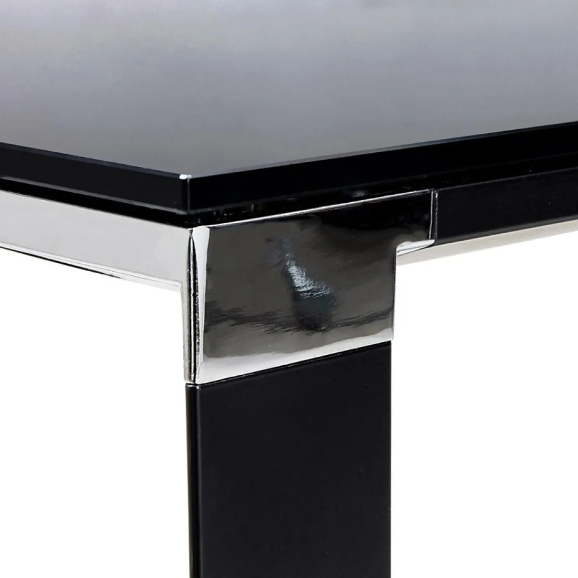 ALTEREGO Table de réunion ou à manger design 'XLINE' en verre noir Online