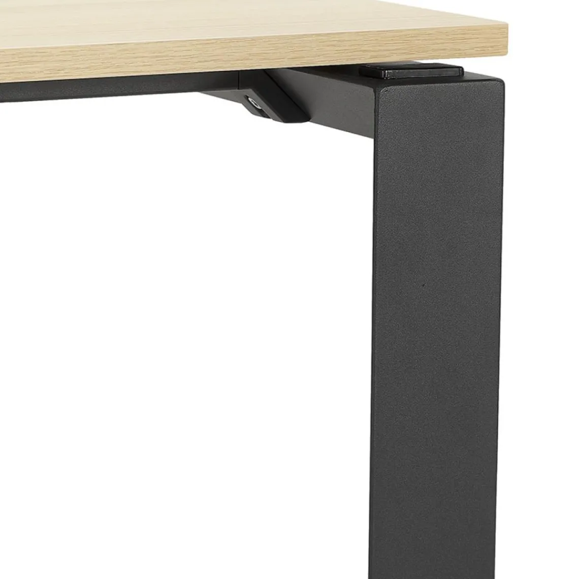 ALTEREGO Table de réunion ou bureau bench 'BAKUS SQUARE' en bois finition naturelle et métal noir Hot