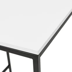 ALTEREGO Table haute style industriel 'ORTOS' avec plateau blanc et structure noire idéale pour les professionnels Outlet