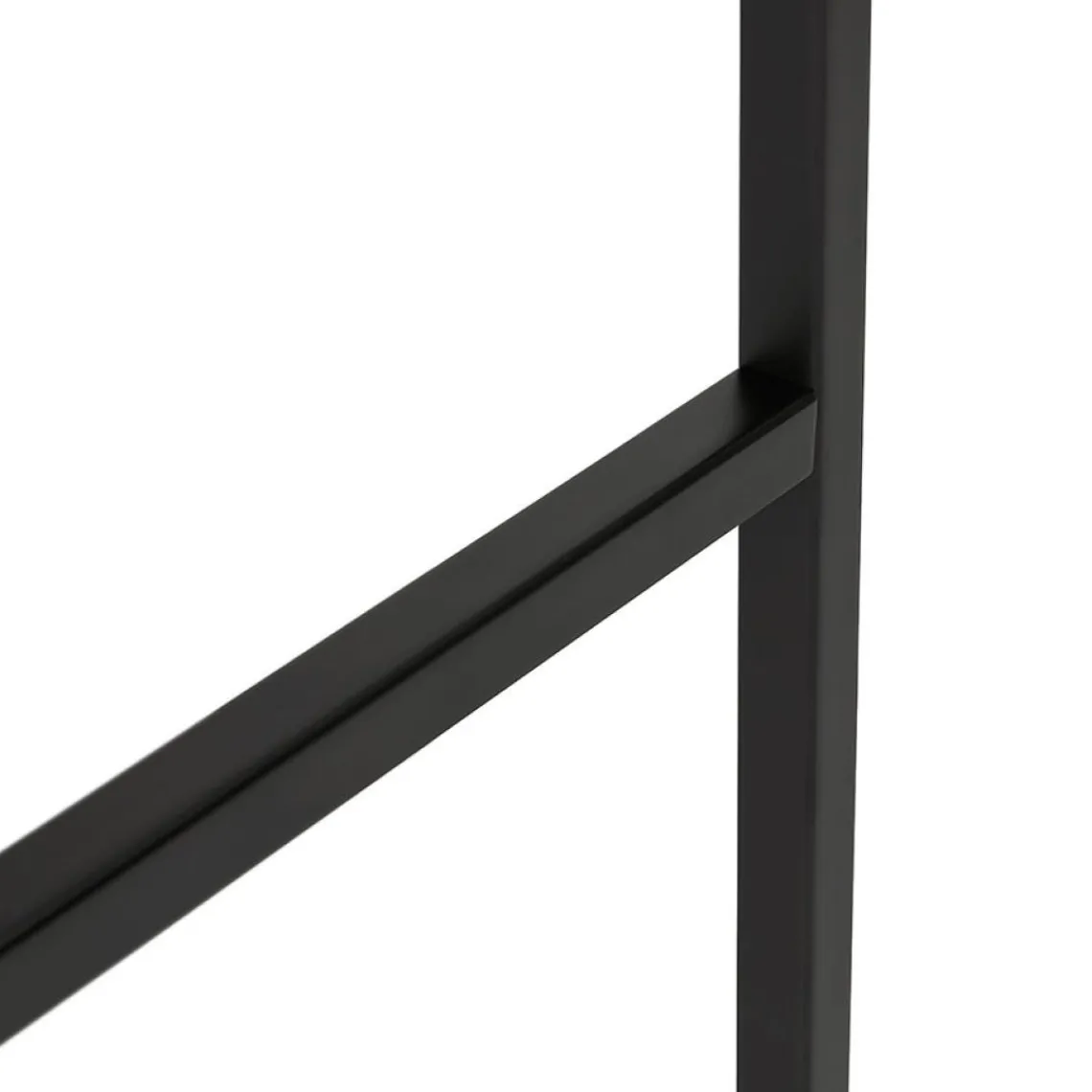 ALTEREGO Table haute style industriel 'ORTOS' avec plateau blanc et structure noire idéale pour les professionnels Outlet