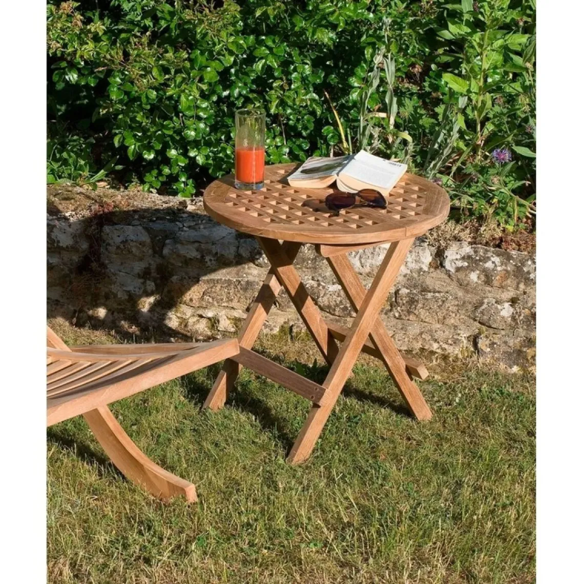 Macabane Table pique nique ronde de jardin en bois Teck Outlet