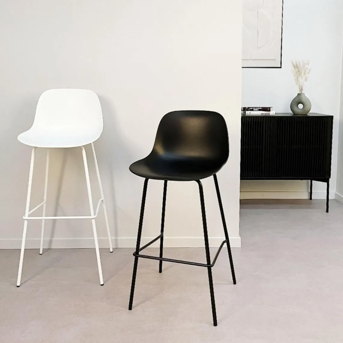 ALTEREGO Tabouret de bar 'GRANO' blanc intérieur et extérieur Sale
