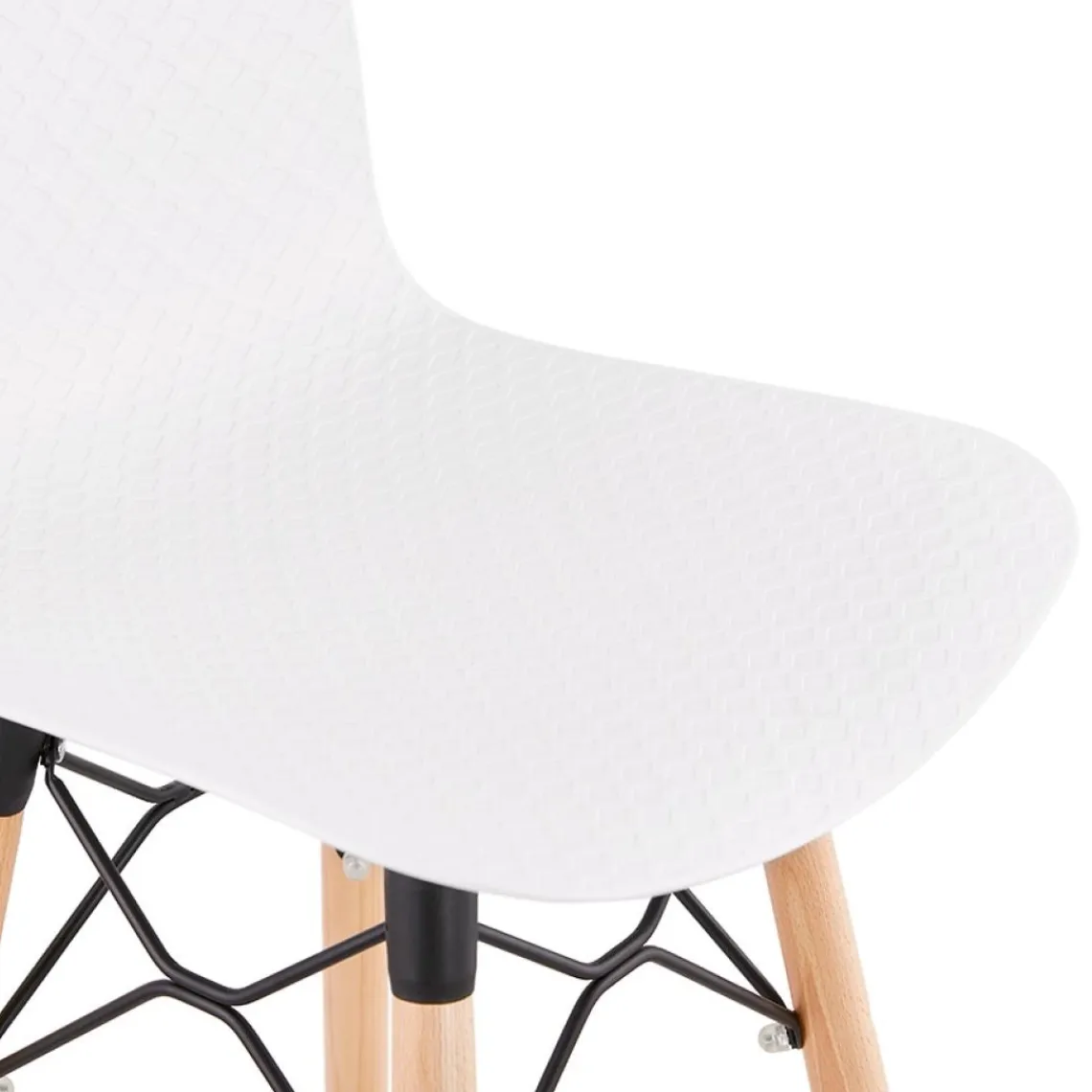 ALTEREGO Tabouret snack mi-hauteur 'MOZAIK MINI' blanc style scandinave Outlet