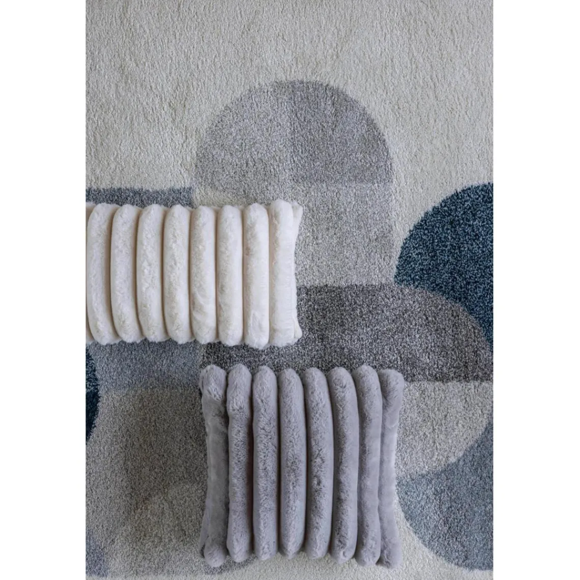 Maison Vivaraise Tapis Aina 2 Paon 160 x 230