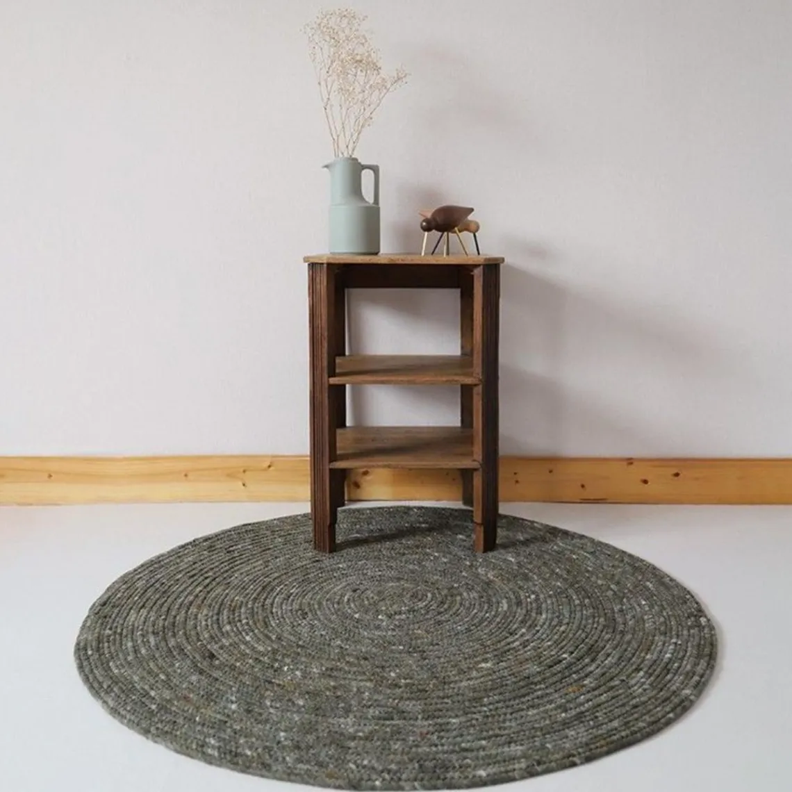 Nattiot Tapis rond laine feutrée NEETHU olive taille M Sale