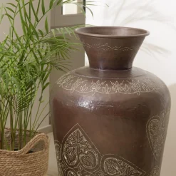 Macabane Vase alu couleur cuivre foncé patine antique HONORE D40 cm Sale