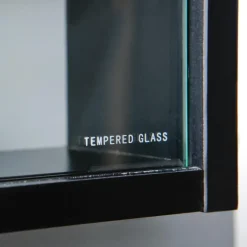 3S. x Home Vitrine noire COLLECT Outlet